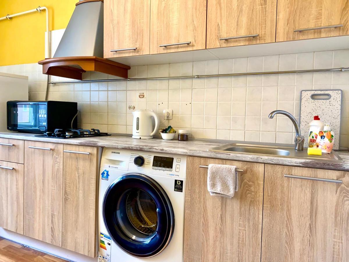 Apartpoltava Центр Полтави, Простора Та Зручна Квартира Біля Пует, 2-Окремі Кімнати, Звітна Документація Для Відрядження Dış mekan fotoğraf